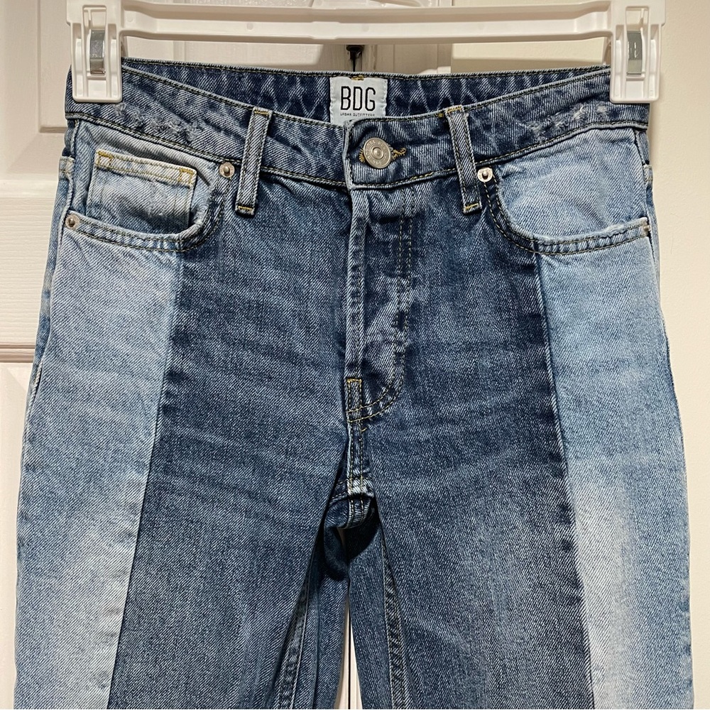 Urban Outfitters BDG jessye two toned mid rise true straight leg jeans 24 - Picture 4 of 16